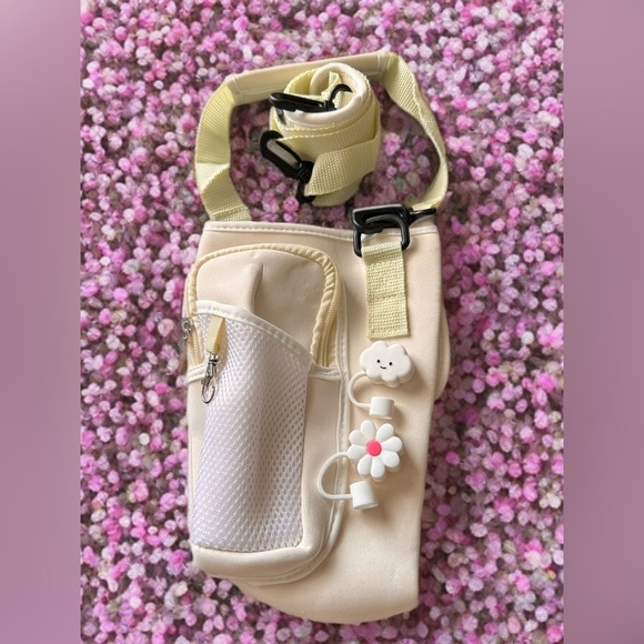 NWT WATER BOTTLE CARRIER BAG FOR STANLEY 40 oz. TUMBLER CREAM ADJUSTABLE STRAPS - Picture 1 of 7